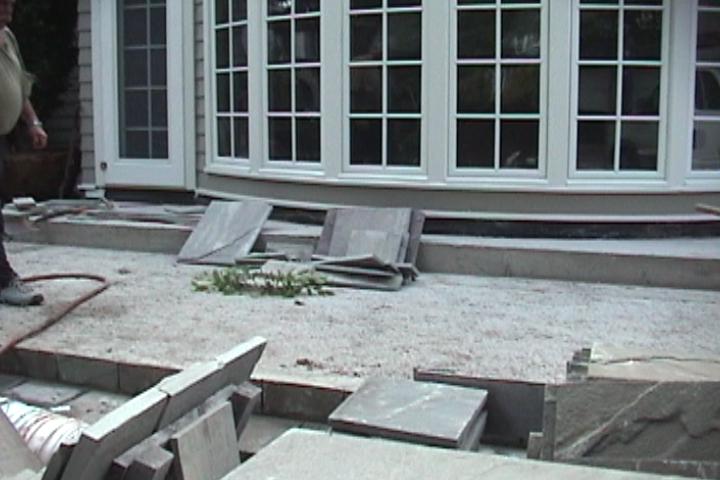 bluestone_paving_1.jpg